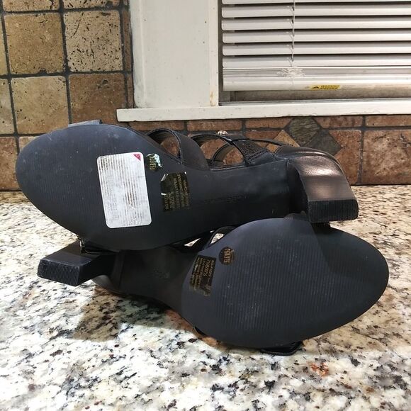 BCBGeneration 'Fizzy' Sandal  - Picture 15 of 16